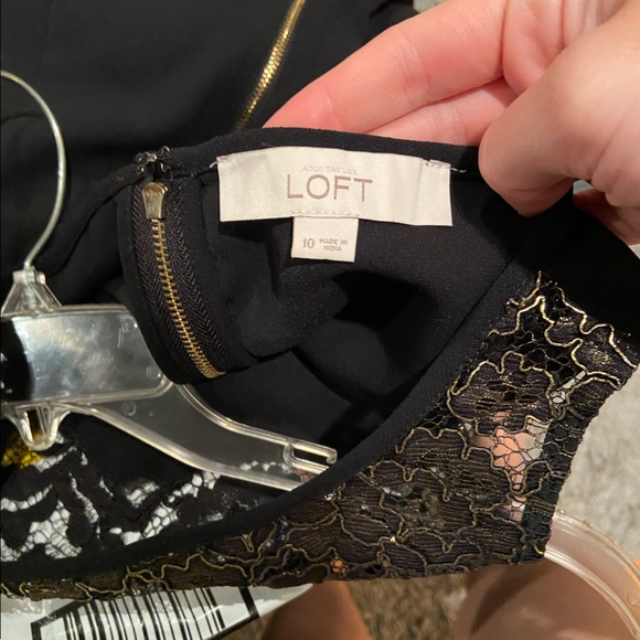 EUC Ann Taylor LOFT Gold and Black Lace Cocktail Dress Women's Size 10 - Picture 6 of 7